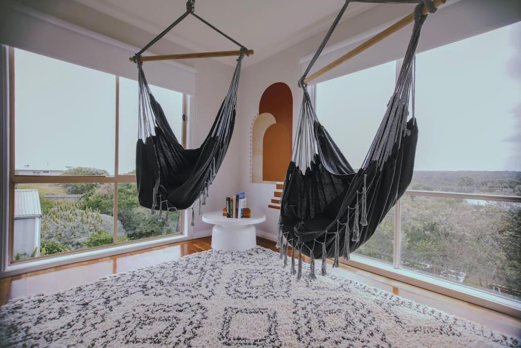 The Hangout King Beds Hammock Chairs With A View Port Campbell Exterior photo