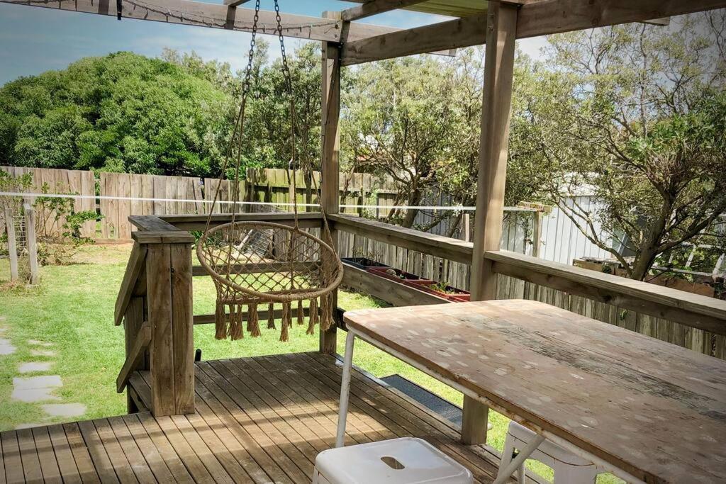 The Hangout King Beds Hammock Chairs With A View Port Campbell Exterior photo